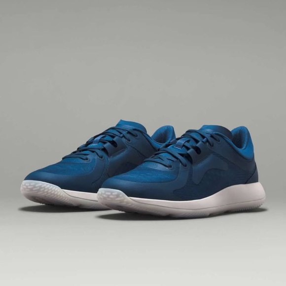 lululemon Strongfeel Women's Training Shoes - Picture 1 of 8